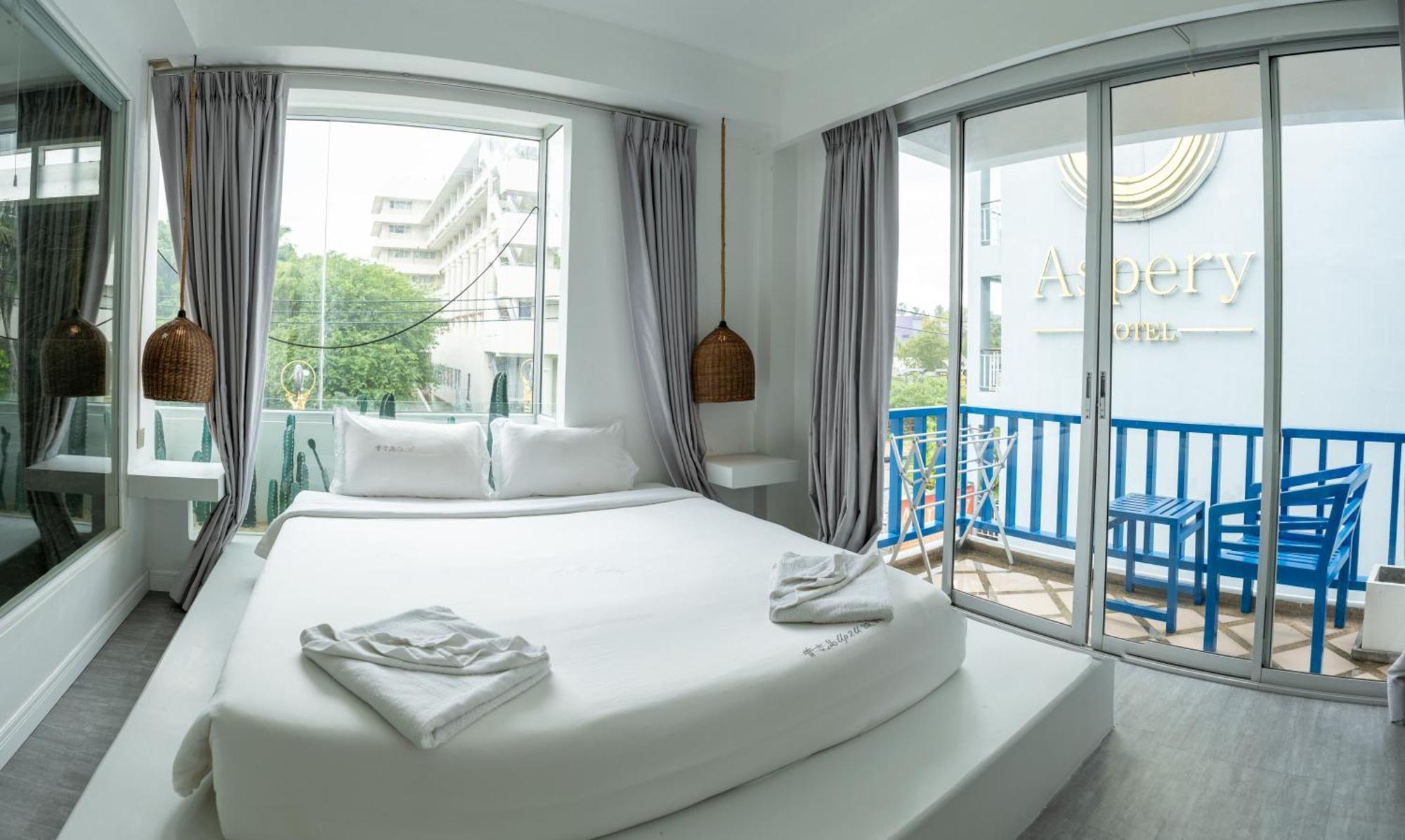 Meow Cafe & Hotel Patong ภายนอก รูปภาพ